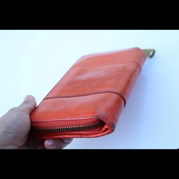 Fossil zip around wallet - Picture 6 of 8